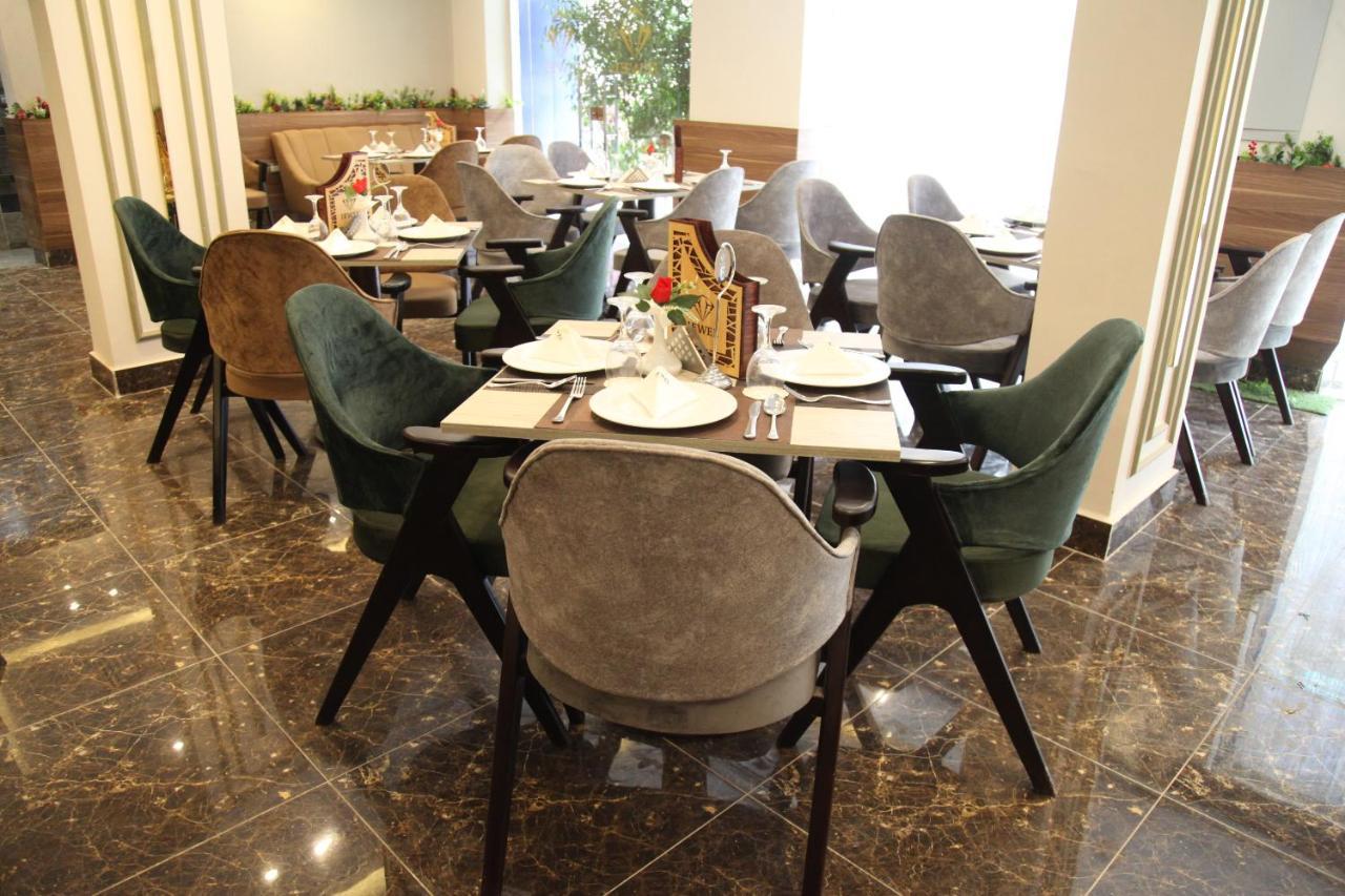 Jewel Agouza Hotel Giza Exteriör bild